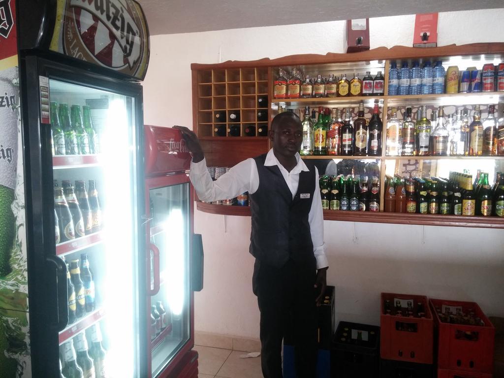 Home Saint Jean Kibuye Luaran gambar