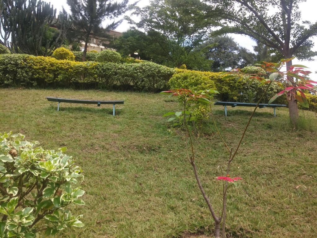 Home Saint Jean Kibuye Luaran gambar